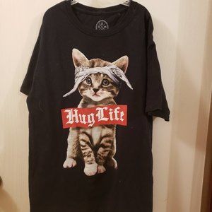 ❤DOM Hug Life kitty shirt